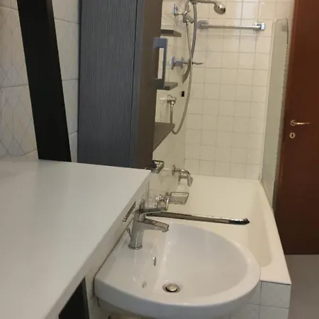 S Antonio Duomo Square Apartman *